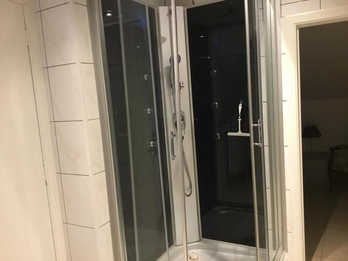 De Achtertuin Lägenhet Maasmechelen Exteriör bild