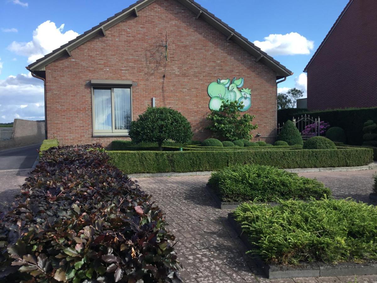 De Achtertuin Lägenhet Maasmechelen Exteriör bild