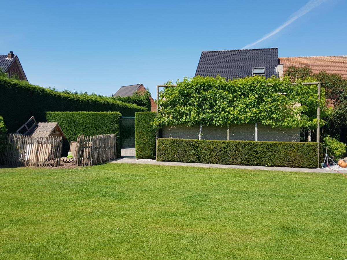 De Achtertuin Lägenhet Maasmechelen Exteriör bild